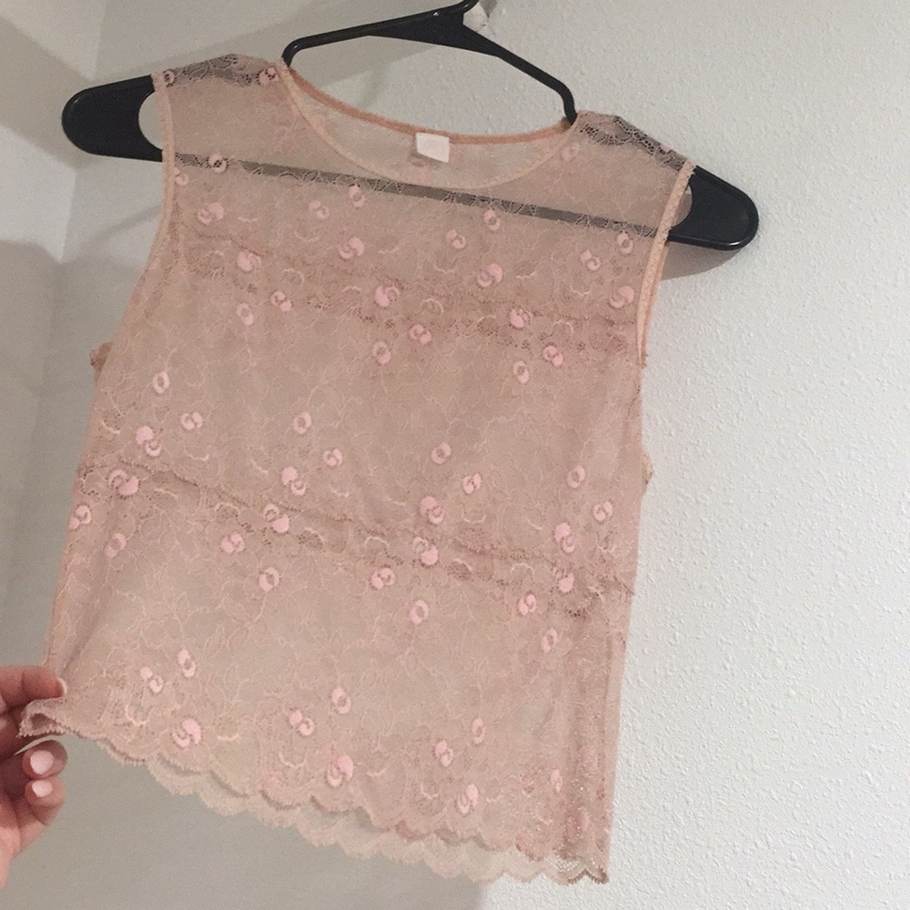 Beautiful lace crop top